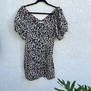 Nic & Jo Leopard Big Sleeve dress